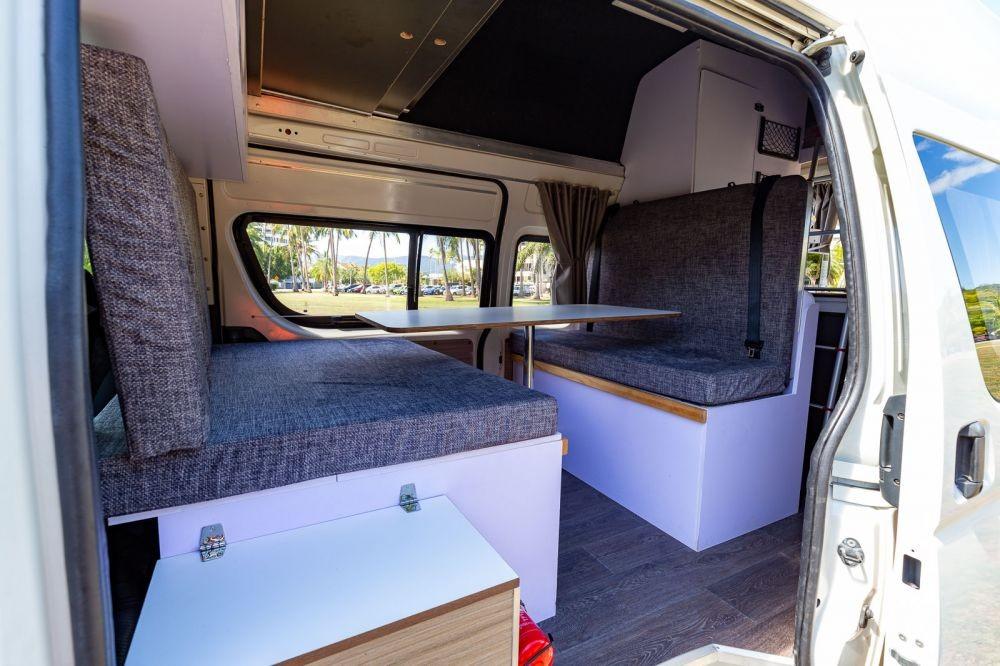 4 Berth Hi-Top